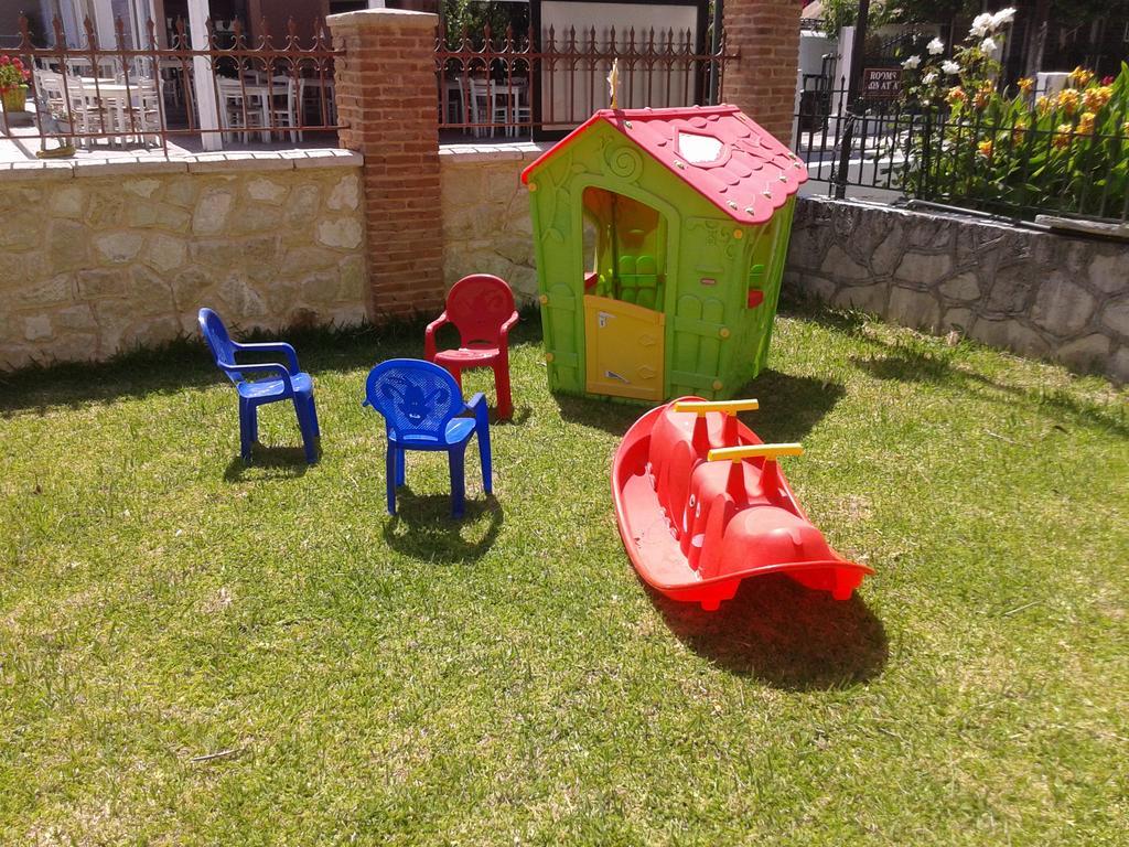 Vasso'S Studios Vasiliki  Luaran gambar
