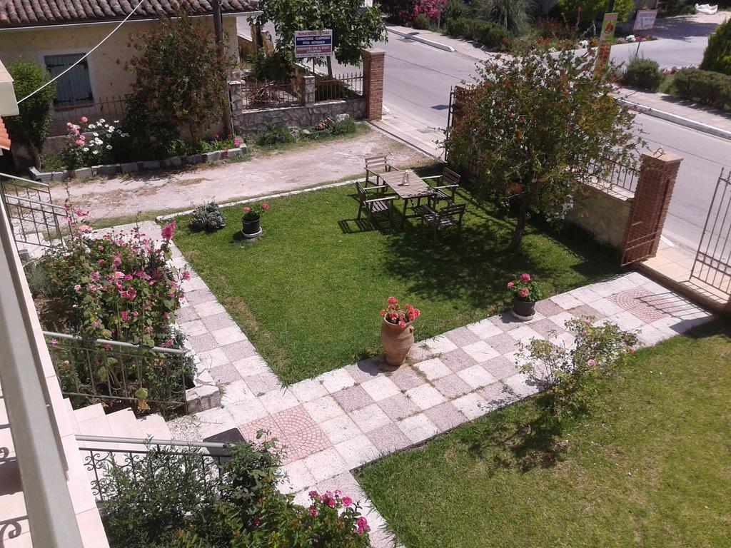Vasso'S Studios Vasiliki  Luaran gambar